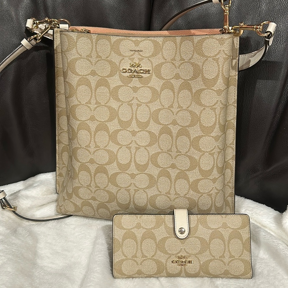 Coach purse with matching wallet